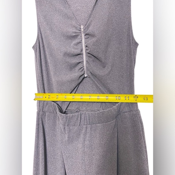 Kittenish Charcoal Sleeveless Jumpsuit Women’s Small Front Zip Cutout - Picture 8 of 12